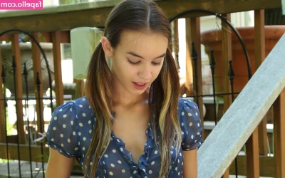 Charity Crawford [ charity-crawford ] - The video I have to send out tonight is me making myself cum in the