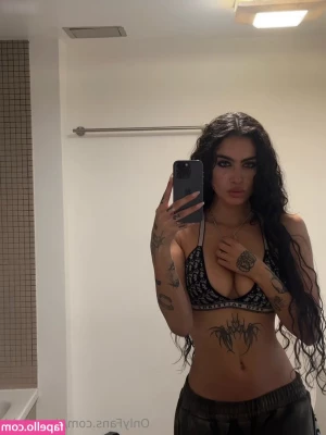 Cameron Smith [ cameron-smith ] - filmed a little treat for you guys while I was live on cam! everyone