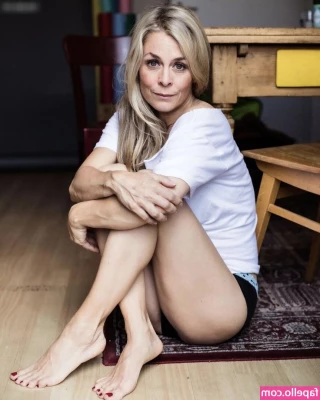 Tanja Lanäus [ tanja-lanus ] - Goodmorning yall