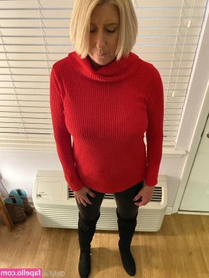 stikchik - your favorite little cum slut