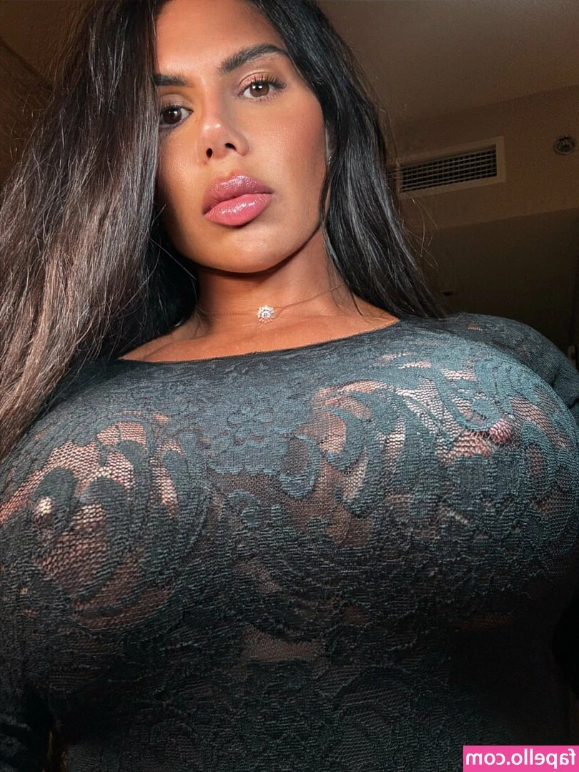 suelenbissolati - Happy Hump Day 😘