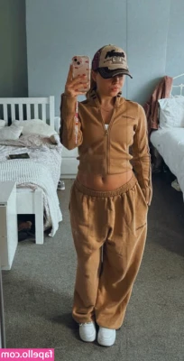 Ellie Dadd [ ellie-dadd ] - Cum play with me and let’s have a good weekend 😏💦