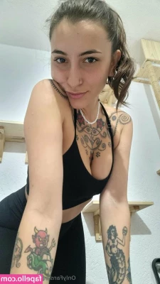 annabaeex - Anyone want to oil me down and beat it up