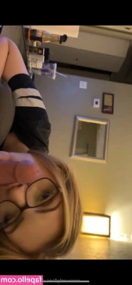 Tiffany Taylor [ tiffany-taylor ] - Love pleasuring myself   and play with my hole   with some toys