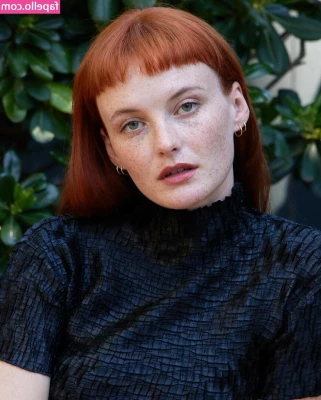 Kacy Anne Hill [ kacy-anne-hill ] - Should I do this one nude?