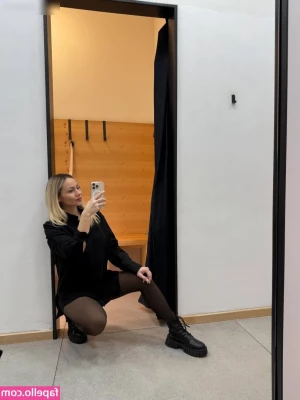I.am.nicolepop [ i-am-nicolepop ] - look at her shine