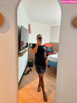 I.am.nicolepop [ i-am-nicolepop ] - Do I look innoncent or nah?