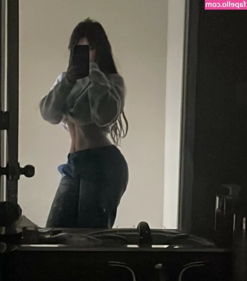 gonkgonk666 - Can I sit on your face daddy? 🥰 message me 🤭
