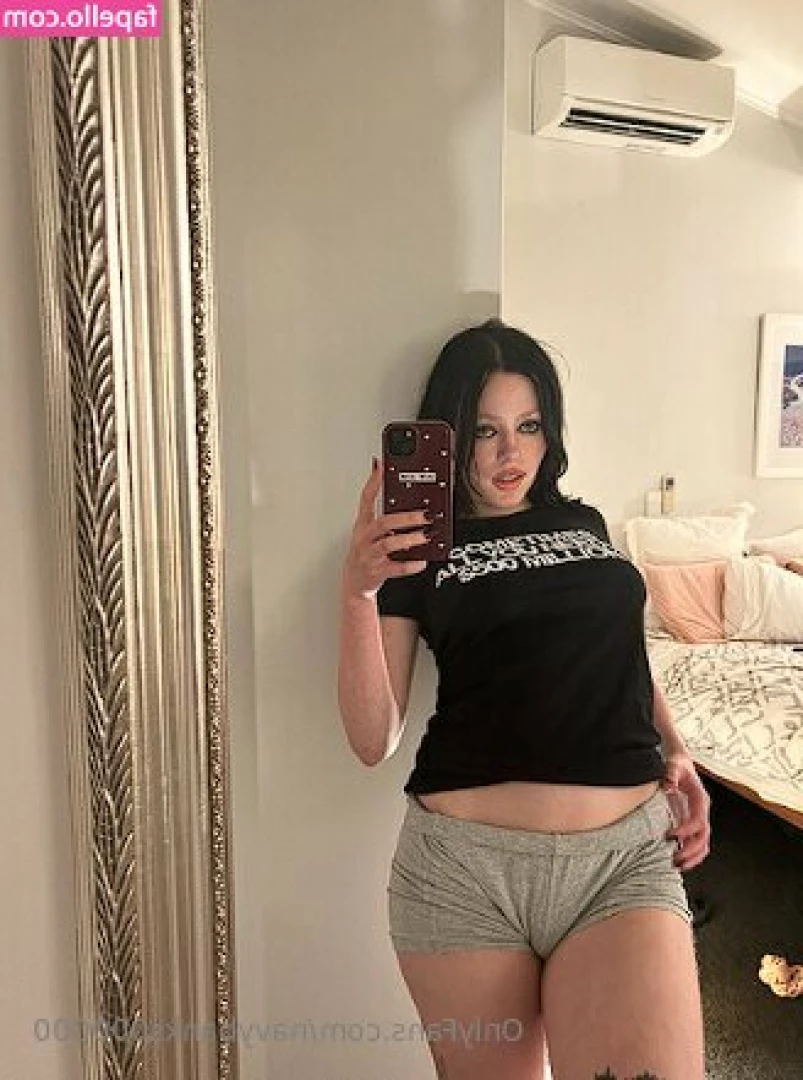 navybanks - A little hard after a restful sleep. This cock and balls smell so