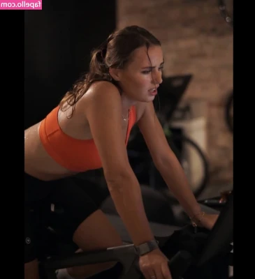 Puckmoonen - Do you like my new undies?