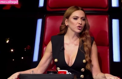 Hadise - The best feeling after wearing a new pair of converse for whole day