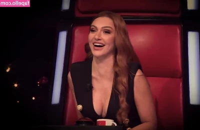 Hadise - would you go swimmin with me? 💘🦈