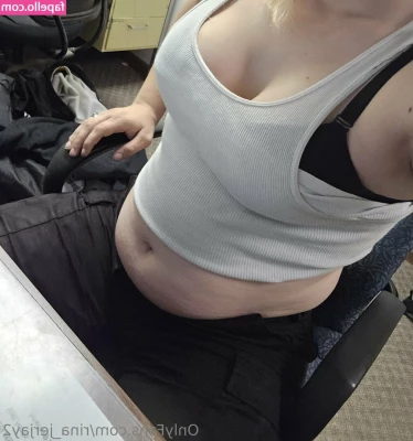 rina_jerjay2 [ rina-jerjay2 ] - All dressed up with no where to go  who wants to take me out