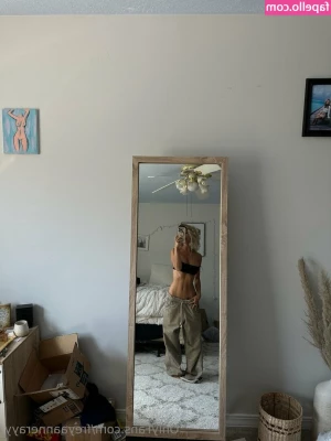 Rachel Anne Rayy [ rachel-anne-rayy-1 ] - Yesterdays gym fit☺️