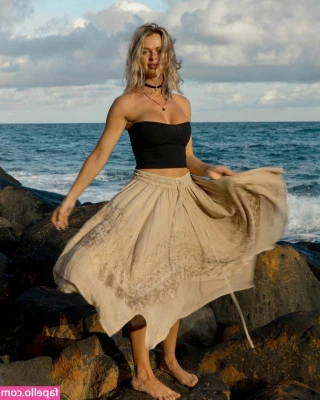 Rachel Anne Rayy [ rachel-anne-rayy-1 ] - when I had half of my hair dyed  I did a photoshoot in a cementery