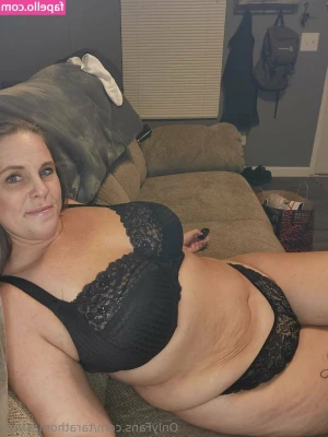 tarathomasfree - Can I be your Christmas present? 💝💝💝 Please, give me some