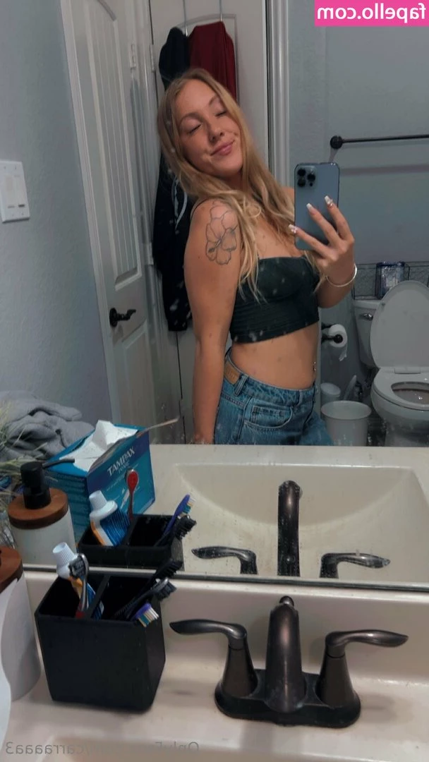carraaaa3 - Spending a cold day inside, hanging out with my titties out