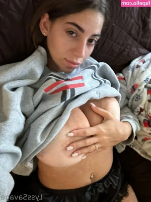 Lyss Savage [ lyss-savage ] - Forgot to upload the uncensored last night :0 will post the full