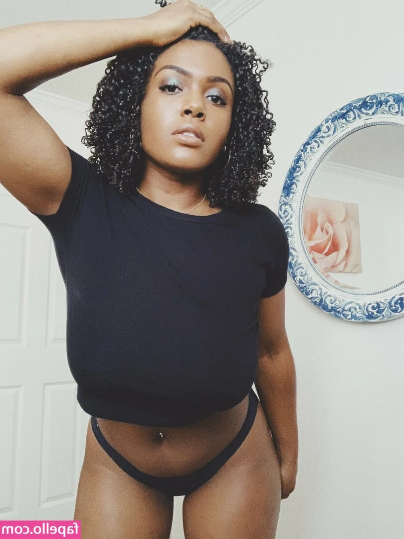 Gracie Golden [ gracie-golden ] - Check your DMs for a flash