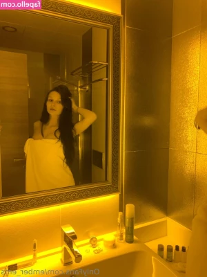ember_ems [ ember-ems ] - Ready to see more    Vc right now  I m so hot