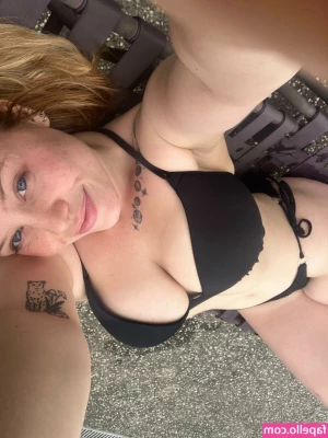 Lexie Vee [ lexie-vee ] - FRISKY KITTY  tastymila  LOVES TO PLAY AND ENJOY HER BODY  HER CURVES
