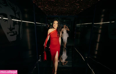 Laura Tobin [ laura-tobin ] - 𝘀𝗲𝗰𝗿𝗲𝘁 𝘁𝗶𝗽, 𝘆𝗼𝘂
