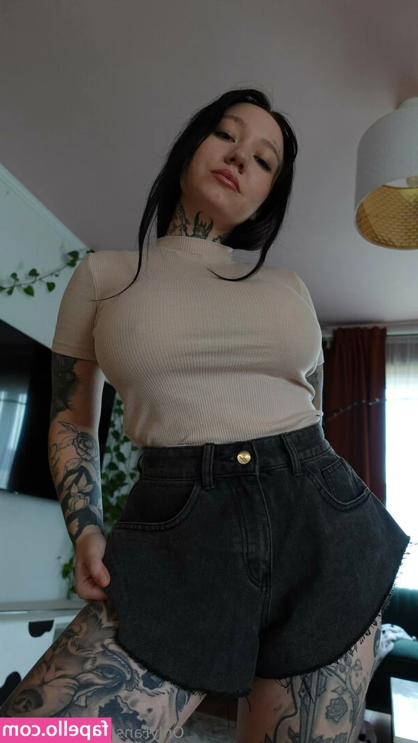 evadiavel - Did I make anyone hard today? 🖤