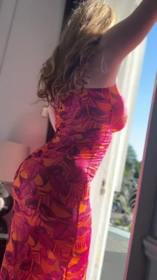 Brookie Little [ brookie-little ] - The thighs  As coxas