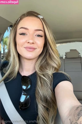 haleyvongeld [ haleyvongeld-1 ] - Morning workout done ✅