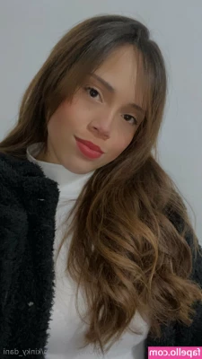 kinky_dani [ kinky-dani ] - 𝐓𝐑𝐈𝐂𝐊 😈 𝐎𝐑 𝐓𝐑𝐄𝐀𝐓? 🎁 Tip $10