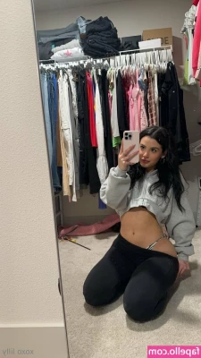 lilliandelaney19 - Ok  so i am going to give this live thing a go  Lets see if I can get