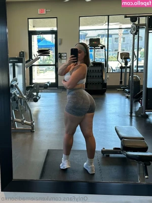 Kenzie Madison [ kenzie-madison ] - I’m such a handful 😉