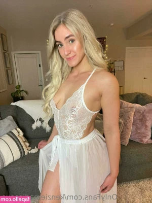 Kenzie Madison [ kenzie-madison ] - You ve got my attention  now keep it