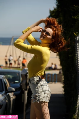 Sabrina Lynn [ sabrina-lynn ] - Here is a photo set RAW AND UNFILTERED   UPLOADING A 3 WAY