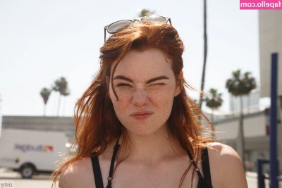Sabrina Lynn [ sabrina-lynn ] - Not out of bed yet  but I m sitting up so it s a start