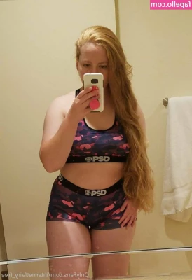 internetfairyxo - He’s so fucking huge.
