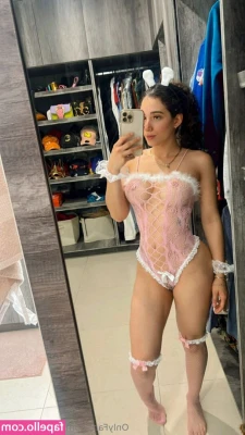 Keren Canelon [ keren-canelon ] - Little mid day fun 😽 Sometimes I look at what i'm doing and just