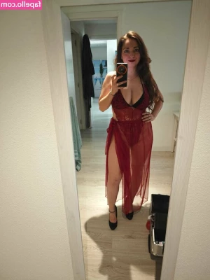 miriampradox - Wanna see what I m licking   check your inbox