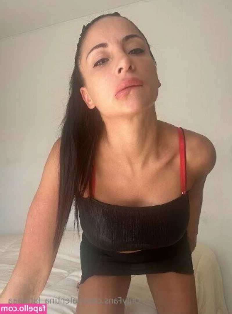valentina_latinaaa [ valentina-latinaaa ] - #fishnetfriday? haven’t worn fishnets in a longggg time. forgot how