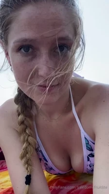 heidi.helena.lite [ heidi-helena-lite ] - Birthday Special!  Personalized anal fingering video w/ name