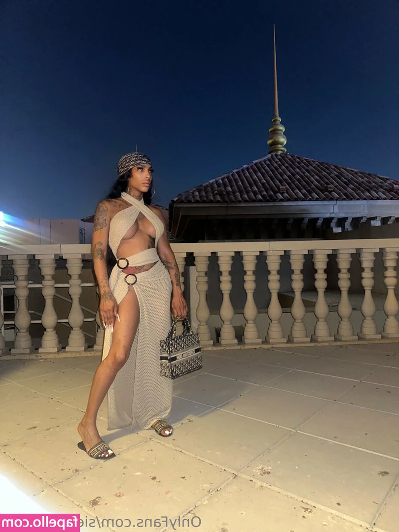 sierrasospicy - You love being degraded by princess hehe