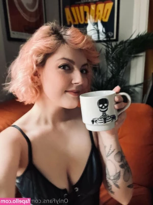 syd_spicy [ syd-spicy ] - cuddle? 🐻