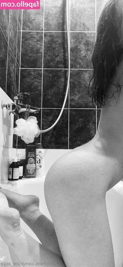 cute_asya [ cute-asya ] - Pure satisfaction with @thegraciejane