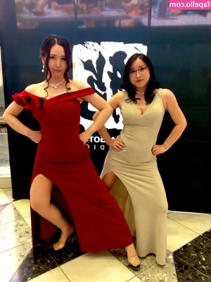 Kson Onair [ kson-onair ] - cutie with a booty 🥰 let’s do another content poll vote for the