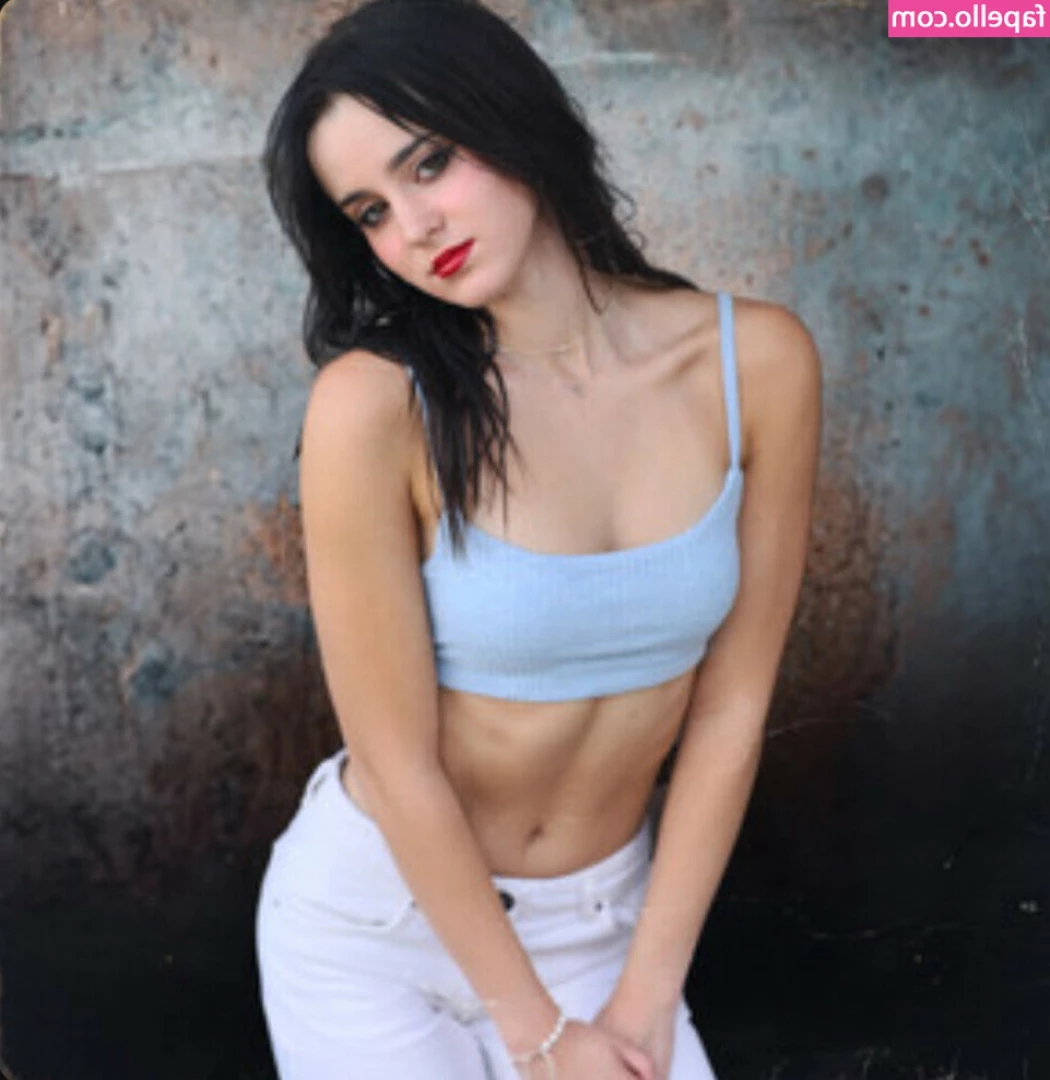 Jaexlynne - https onlyfans com u136989103