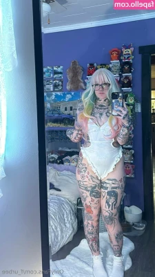 f_urbee [ f-urbee ] - Booty ✨