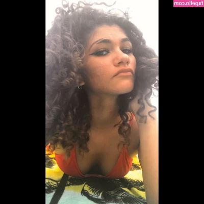 ciggybae - Outdoor sex fucking me doggy