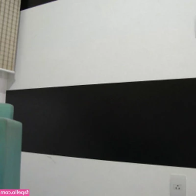 Brasileirinhas - I m taking a shower  do you want to help me put the soap on  and