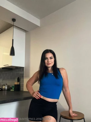 meganscrazyworld - What do you think of my fuzzy cheeks