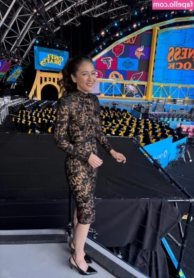 Mina Kimes [ mina-kimes ] - I guess we all hide a thing or two 👀
